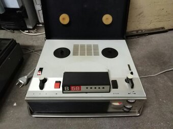 Gramofony a magnetofony a zesilovače a rádia retro - 8