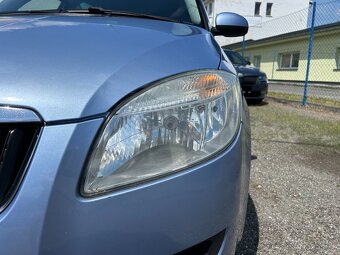 ŠKODA ROOMSTER 1.6 16V 77KW 2008 DIGI KLIMA VÝHŘEV SEDADEL - 8