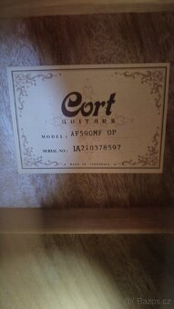 Kytara CORT (top stav) - 8