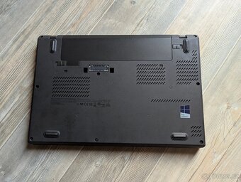 Lenovo Thinkpad X260 i5 včetně dokovací stanice Lenovo - 8