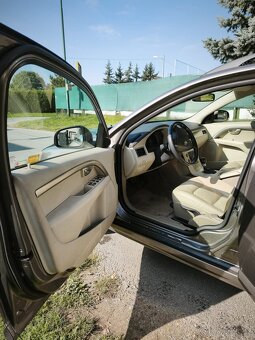 Volvo V70 D5 AWD (2008) 2.4D 136kW - 8