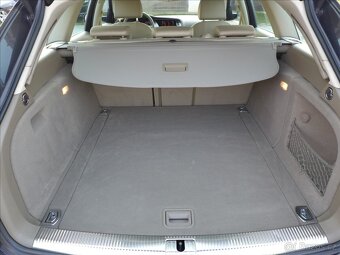 Audi A4 2,0 TDI 4x4, NAVI, 1.MAJITEL - 8