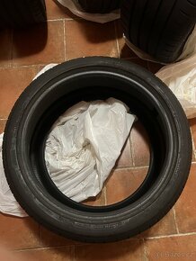 BRIDGESTONE POTENZA SPORT 285/35 R 20 104Y - 8