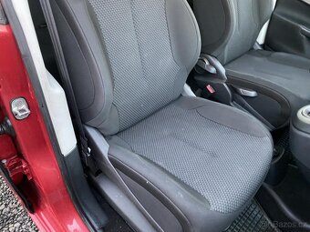 Citroën C4 Picasso 1.6i , 88 kW benzín, 2010 - 8