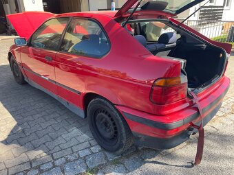 BMW E36 Compact HELLROT DOVOZ NĚMECKO - 8
