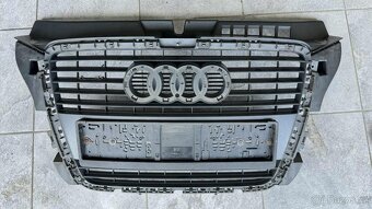 Přední maska Audi A3 8P facelift 2011, černý znak - 8