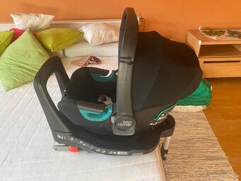 Britax RÖMER Baby safe I-size 3 + otočná báze - 8