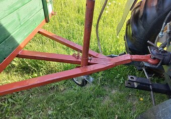 Přívěs za traktor - 8