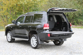 Toyota Land Cruiser 200 4.5 D4-D Luxury / 210 kW / Tažné - 8