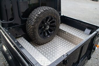 Land Rover Defender 110 2.5 Td5 HC PickUp - 8