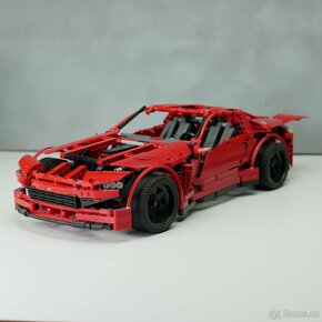 Lego červený závoďák - 8