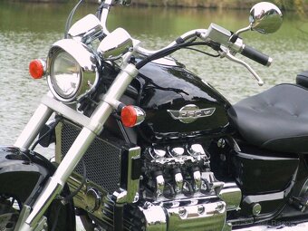 Honda GL 1500/6 Valkyrie - 8
