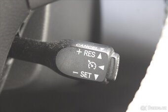 Toyota RAV4 2.0i 116kW SERVISNÍ KNIHA (2012) - 8