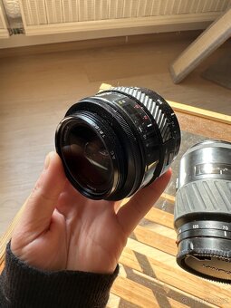 Minolta 7000 + Minolta 35-70 AF a 70-210 AF + příslušenství - 8