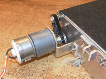 Běžící pás - elektrický pásový dopravník s motorem DC 24 V - 8