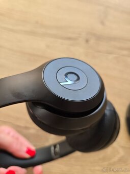Sluchátka Beats Solo3 Wireless (MX472EE/A) - 8