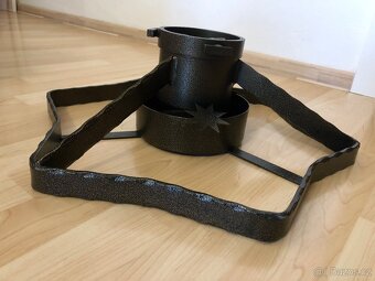 Velký kvalitní celokovový vánoční stojan na stromeček - 8