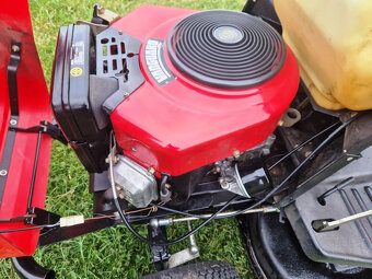 Zahradní traktor, traktůrek AGS/SECO 16HP 2V Vanguard - 8