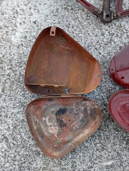 Jawa pérák 250 - 8