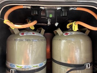 Obytný automobil Hymer - 8