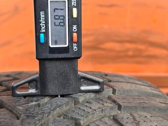 Zimní Falken 225/55/18XL - 8