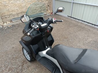 Piaggio mp3 125i - 8