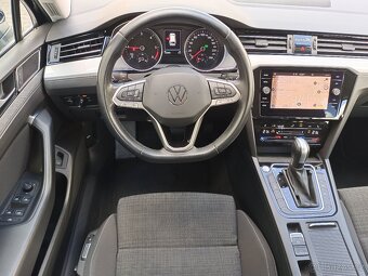 VW Passat B8 Variant 2.0TDI 110kW DSG ACC DAB Navi Matrix - 8