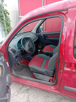 Citroen Berlingo 1.4 55 kw 2002r. motor KO - 8