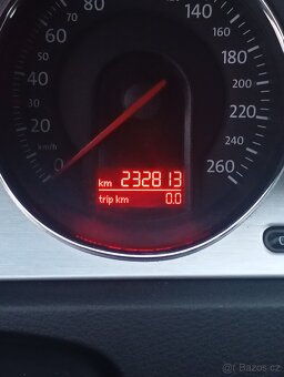 Volkswagen Passat B6 nafta 103 kW - 8