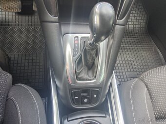 Opel Zafira - 8