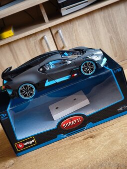Bugatti Divo - 8