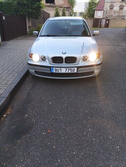 BMW - 8