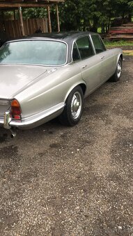 Jaguar XJ 5.3 V12 DAIMLER - 8