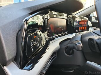 VW Golf 8 Variant Life 2.0TDI 110kW DSG Ambient FULL LED ACC - 8