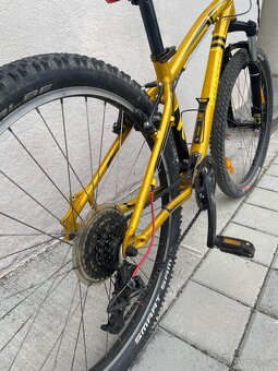 Dětské/Juniorské horské kolo Specialized (dostupné 2 ks) - 8