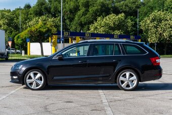 Škoda Octavia Combi 1.6 TDI 115k Ambition DSG EU6 Čierna - 8
