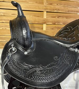 Westernové sedlo 26) černé oválné krátké široké - 8