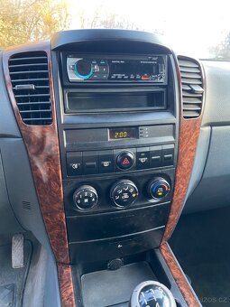 Kia Sorento 2,4i 4x4 r.v. 2003 - 8