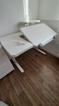 Dětský rostoucí psací stůl VITRO bílo-šedý - 8