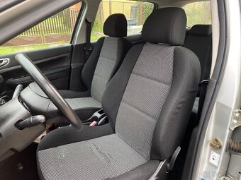 Peugeot 307, 80kw, rv 2004 - 8