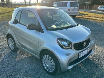 Smart Fortwo EQ Elektro 22kw NAVIGACE  DPH - 8