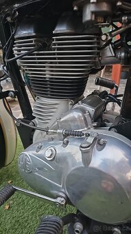 Royal Enfield 500 Bullet Classic - 8