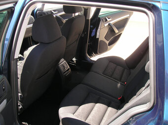 ŠKODA OCTAVIA II COMBI-FACELIFT-2.0 TDi 103KW RV-2012 - 8
