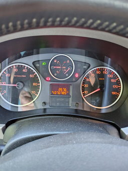 Peugeot Partner Tepee 1,6HDi 84kW 5míst, rv. 2012, 70800km - 8