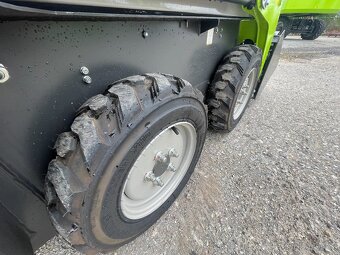 Nakladač Zoomlion ZS030R - 8