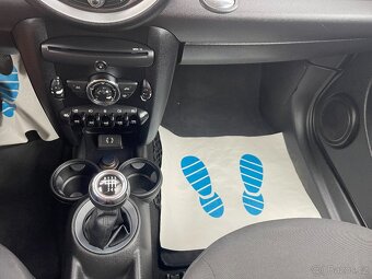 Prodám Mini Cooper 1.6 i,r.v.2012 75 koní, nový olej a brzdy - 8