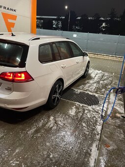 VW GOLF 7 - 8
