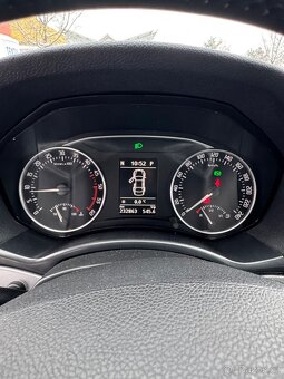 Škoda Octavia 2.0 TDI | Automat | 2009 - 8