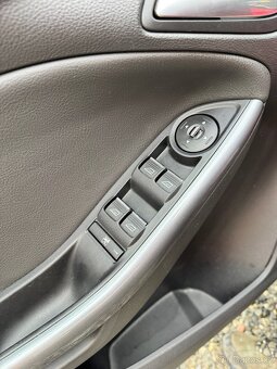 Ford Focus 1.6 92kw - 8