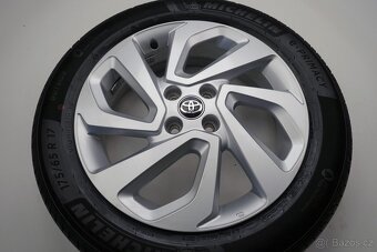 Toyota Aygo - Originání 17" alu kola - Letní pneu - 8